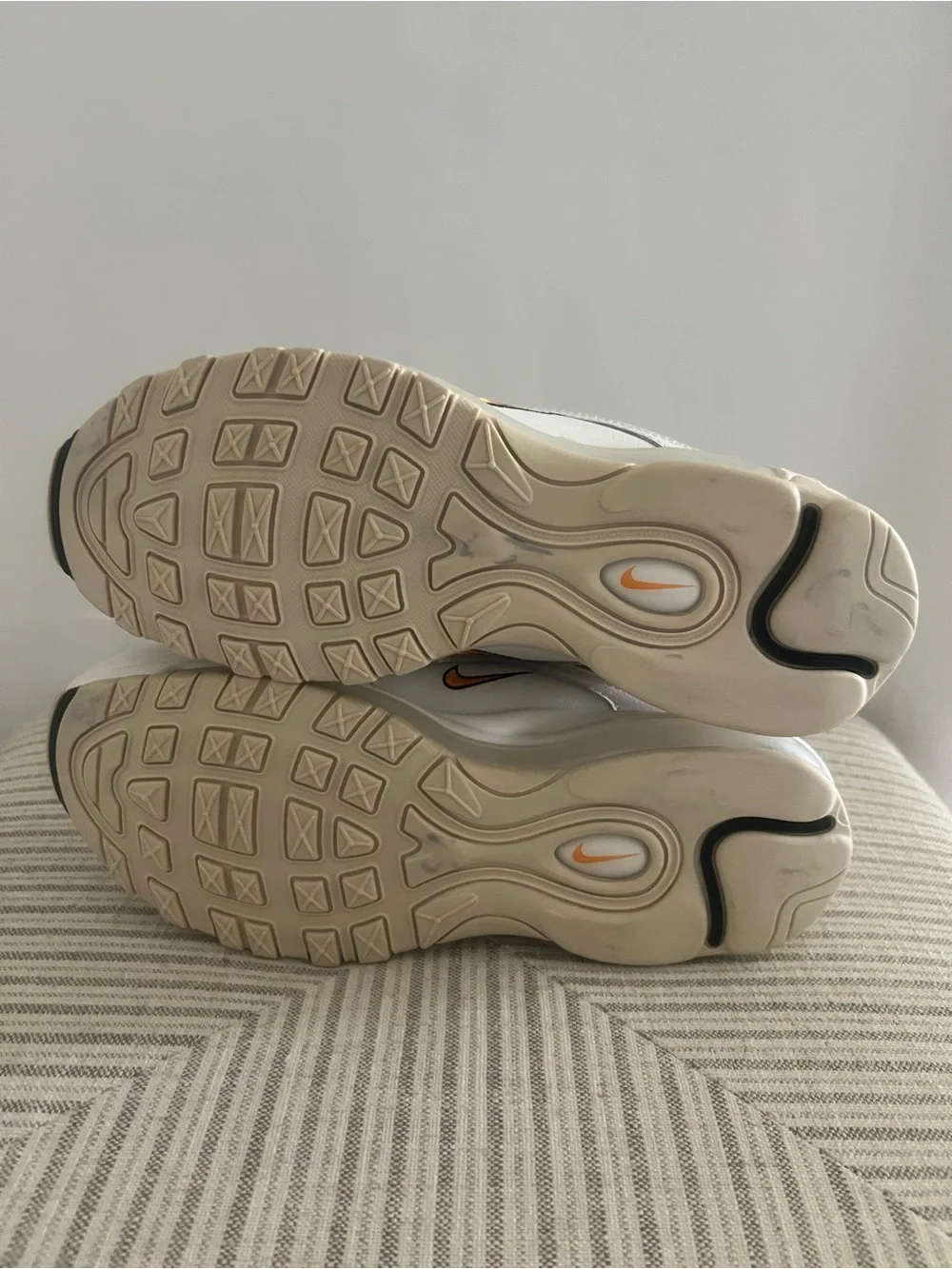 NEW Nike Air Max 97 Women’s Size 9.5 Phantom / Light Curry / Sanddrift